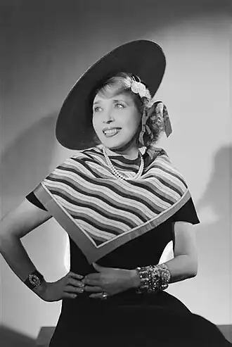 Mistinguett, 1942