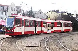 Van Dortmund overgenomen dubbelgelede trams met nieuwe fronten en een verlaagd middendeel.