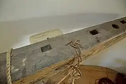 Steenkraan voor de maalkoppels