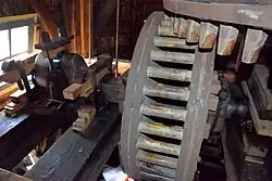 Onderbonkelaar met krukasschijfloop