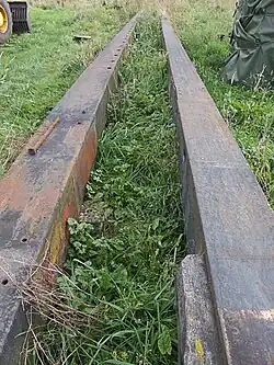 Links een gelaste binnenroe van Schuitema en rechts een geklonken buitenroe van Verhaeghe (lijkt op die van Fransen).