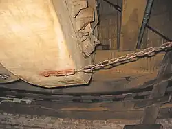 Ketting aan buikstuk van de molen De Hoop in Garderen