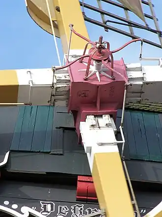 Spin voor bediening remkleppen van molen De Kroon (molen)