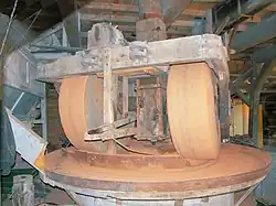 Kantstenen met koningstrijker van d'Admiraal