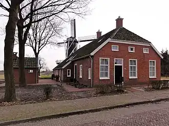 Molenaarswoning van de molen de Eendracht in Gieterveen anno 2012