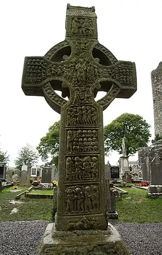 Monasterboice, Muiredach's Cross van de oostzijde
