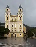 Mondsee, basiliek
