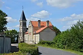 School en Saint-Cybardkerk van Montchaude