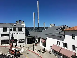 hoofdingang aan Cannery Row (2016)