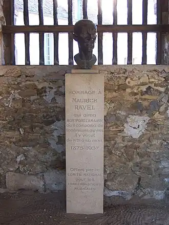 Buste van Ravel in de plaats Montfort l'Amaury, waar hij de Tzigane schreef