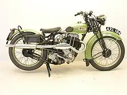 Montgomery De Luxe 350 KK met een JAP-motor