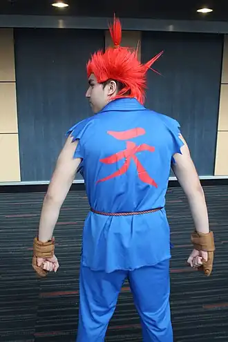 Cosplayer - Akuma tijdens Montreal Comic-Con 2015.