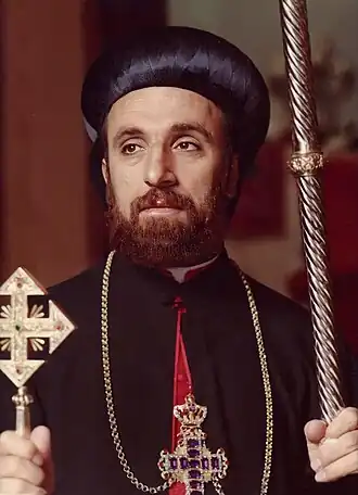 Portret van metropoliet Mor Julius Yeshu Çiçek, gefotografeerd in het St. Ephrem-klooster in Glane, Nederland