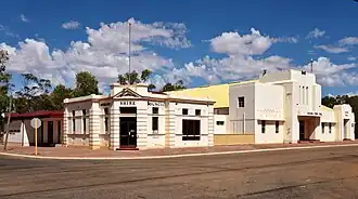 gemeenschapszaal en districtskantoren