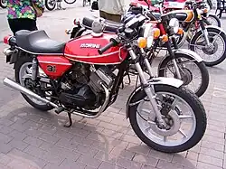 Moto Morini brak in de jaren zeventig door met lichte en snelle V-twins, zoals deze 3½