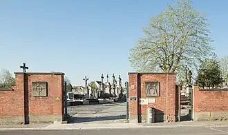 Toegang tot de begraafplaats