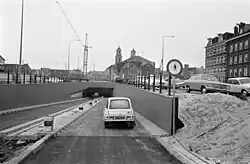 De autotunnel tijdens de opening op 1 mei 1969
