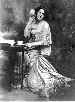 Mrs. Patrick Campbell, 1901