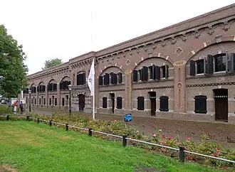 Muiden - Bastion VII met bomvrije kazerne