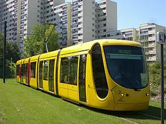 Tram bij halte Coteaux