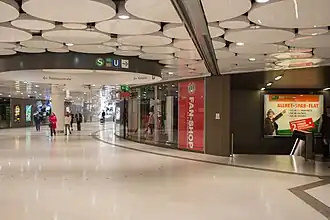 De Stachus Passagen aan de Karlsplatz in München
