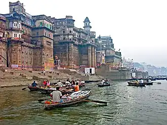 De Munshi Ghat aan de Ganges in Benares