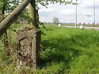 Mussertpaal langs de slotlaan