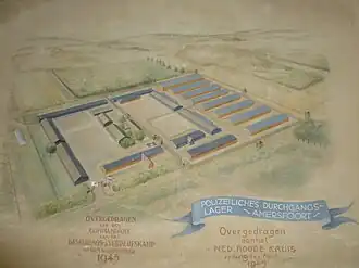 Muurschildering van het kamp in vogelperspectief, in 1944 door gevangenen gemaakt