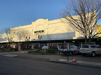 Een gebouw van Western Stores, nu Myer Dubbo, afgebeeld in 2020.