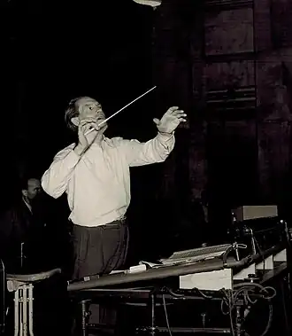 Marinus Adam dirigeert Myrte en de demonen