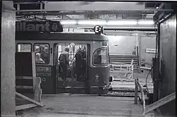 De ombouw van het station in 1980