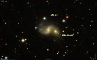 NGC 6817-2 (rechts)