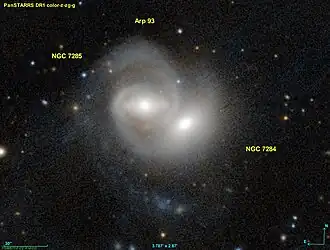 NGC 7284 (rechts) en NGC 7285