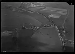 De Wijkergouw tussen 1920-1940, het lint rechts