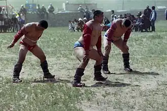 Mongoolse worstelaars tijdens de Naadam