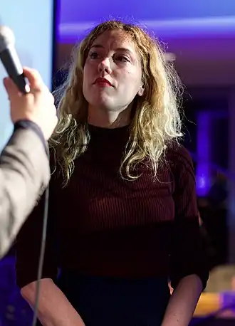 Van Aubel tijdens de prijsuitreiking op de Nacht van de Radicale Vernieuwing in 2016