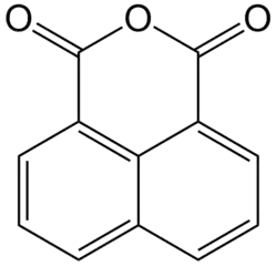 Structuurformule van naftaleen-1,8-dicarbonzuuranhydride