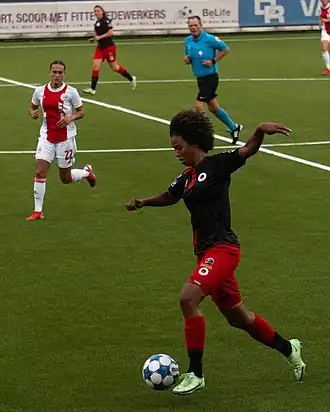 Naomi Piqué, Excelsior-Ajax, 27 augustus 2021