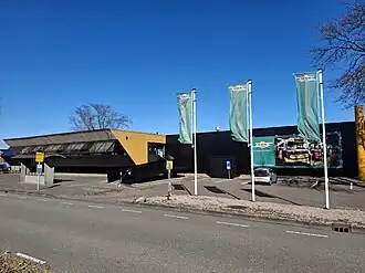 Het gebouw van het Nationaal Bus Museum