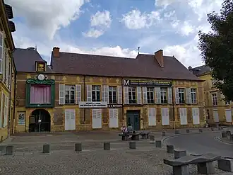 École nationale supérieure des arts de la marionnette