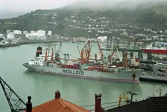 De Nedlloyd Bangkok in Lyttelton, Nieuw-Zeeland, Juli 1987.