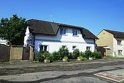 Huis in het dorp (2024)