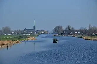 Hoogmade is gelegen aan de Does