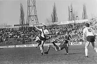 Daan Netten (links met nummer 15) namens FC Den Bosch in 1971