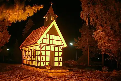 Kapel "Oppenweher neue Klus" bouwjaar 2005; replica op halve grootte van een rond 1930 gesloopte, 17e-eeuwse kapel