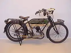 New Imperial Light Tourist uit 1915 met een JAP-zijklepmotor van 293 cc