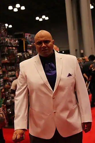 Cosplayer als de Kingpin New York Comic Con 2014.