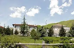 Een nieuw huis in het dorp