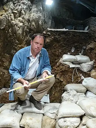 Nicholas Conard in Hohle Fels