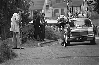 Nidi den Hertog in actie op de Nederlandse wegkampioenschappen in 1975.